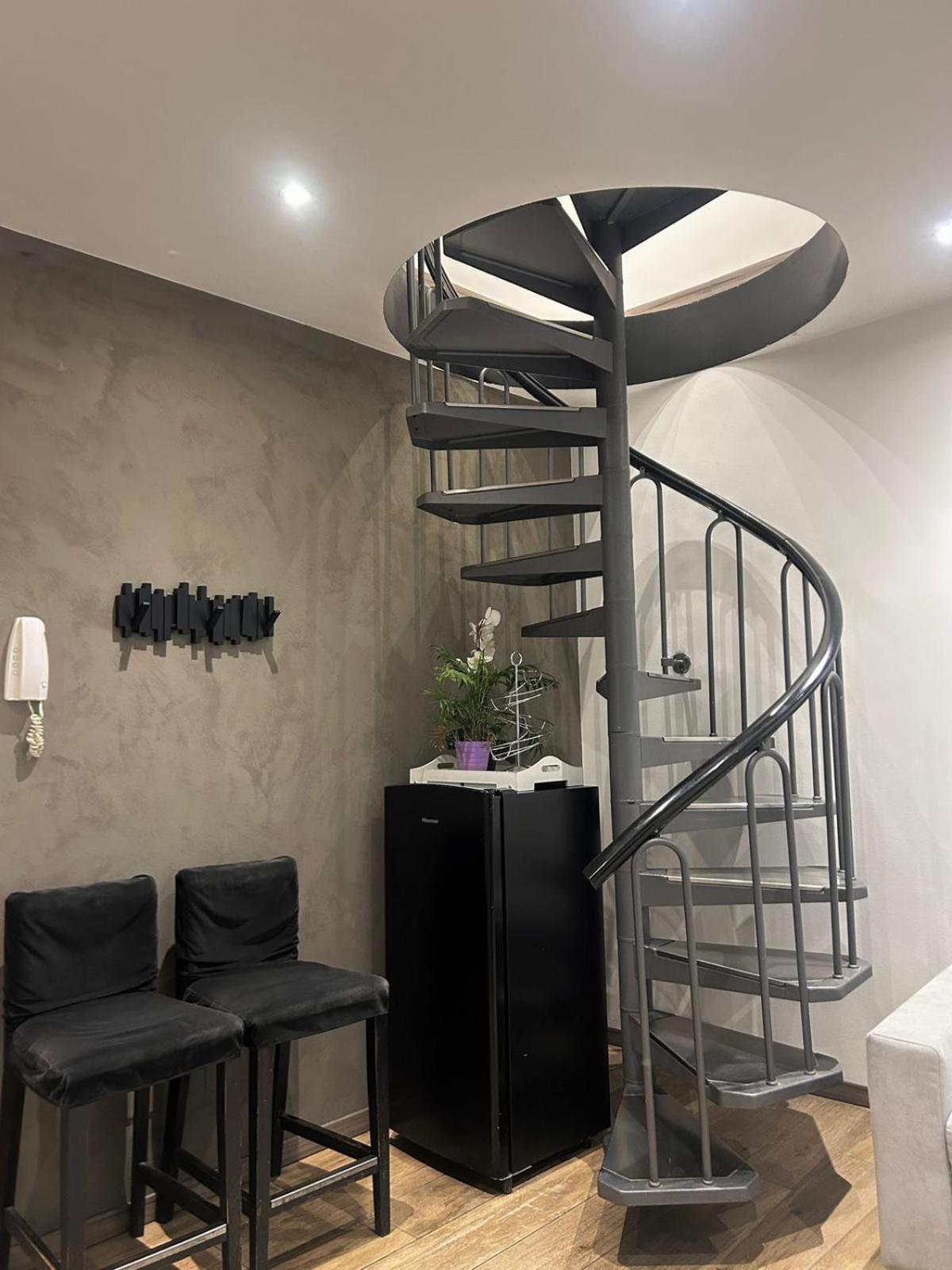 Leonardo Duplex Apartment Milán Exterior foto